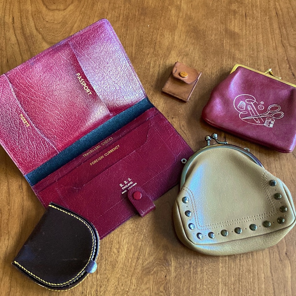 Bundle of 5 vintage leather pieces